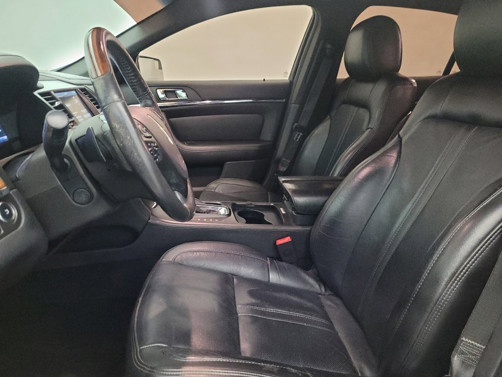 Used 2014 Lincoln MKS FWD image 17