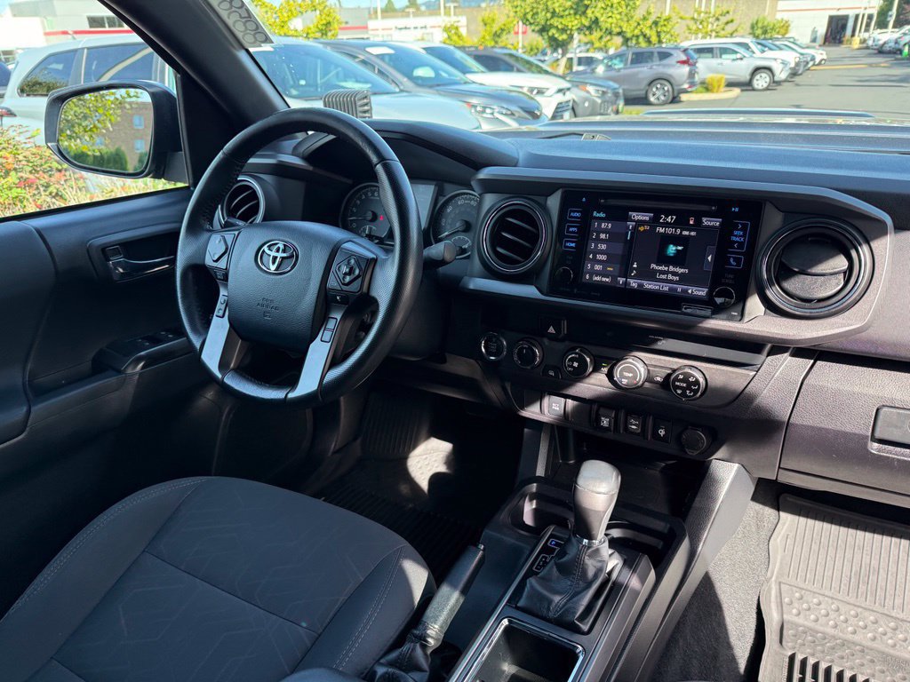 Used 2019 Toyota Tacoma TRD Sport AWD/4WD image 21