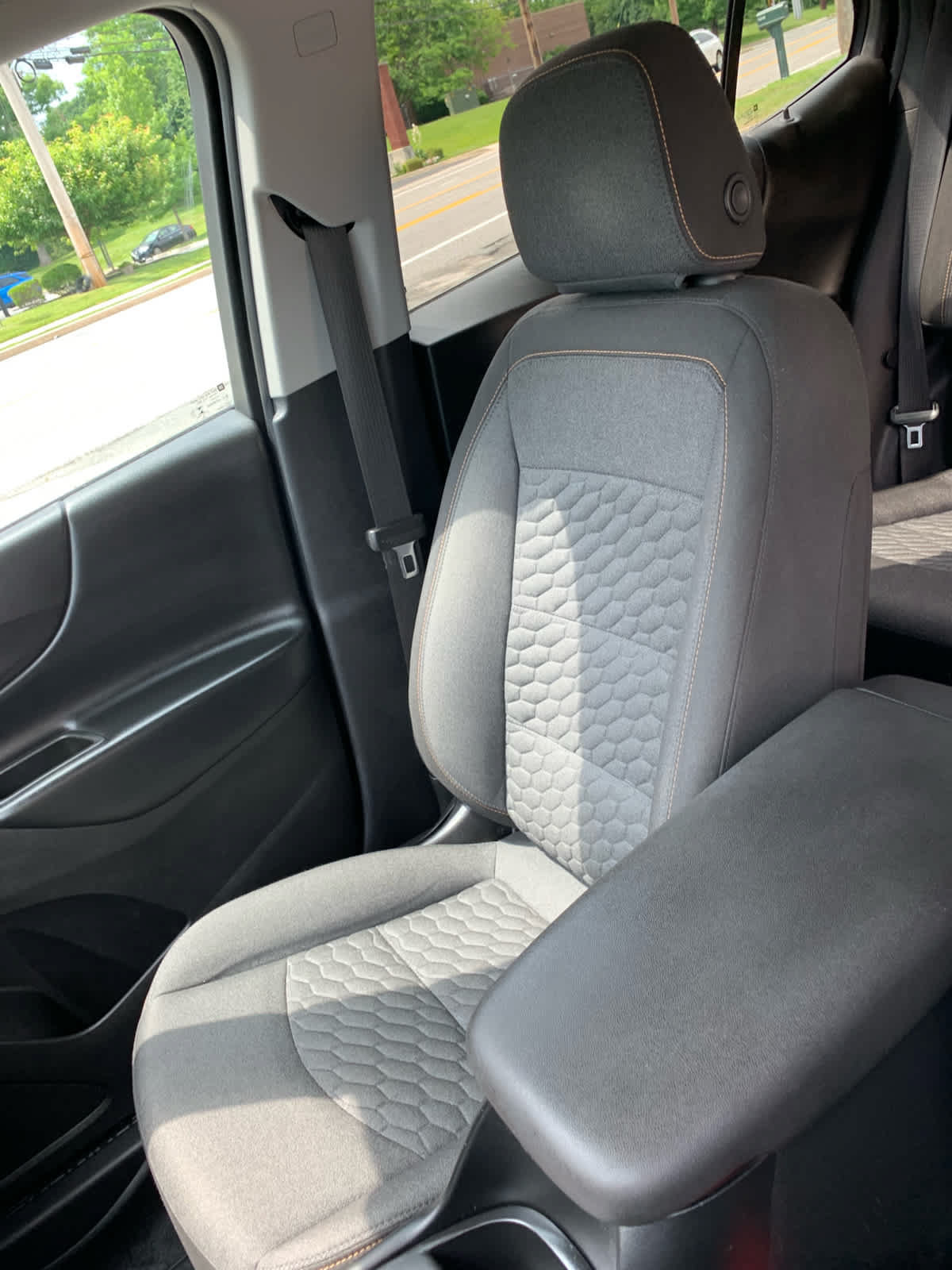 Used 2019 Chevrolet Equinox LT FWD image 21
