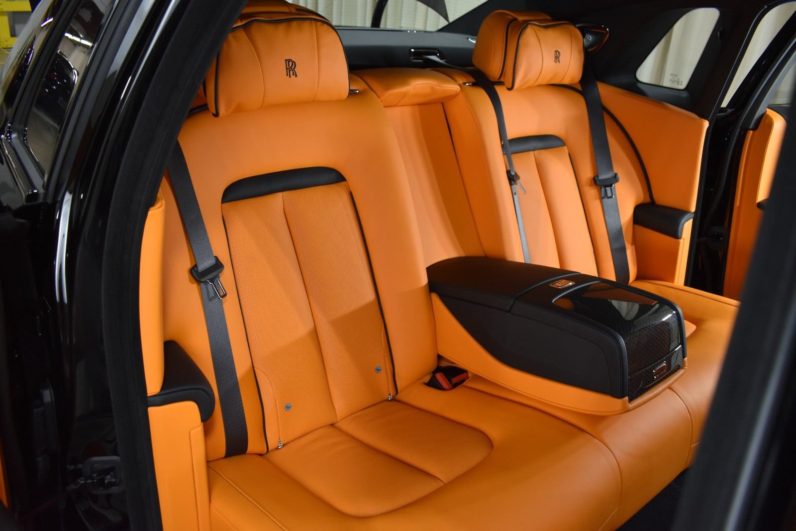 New 2027 Rolls-Royce Ghost Black Badge AWD/4WD image 37