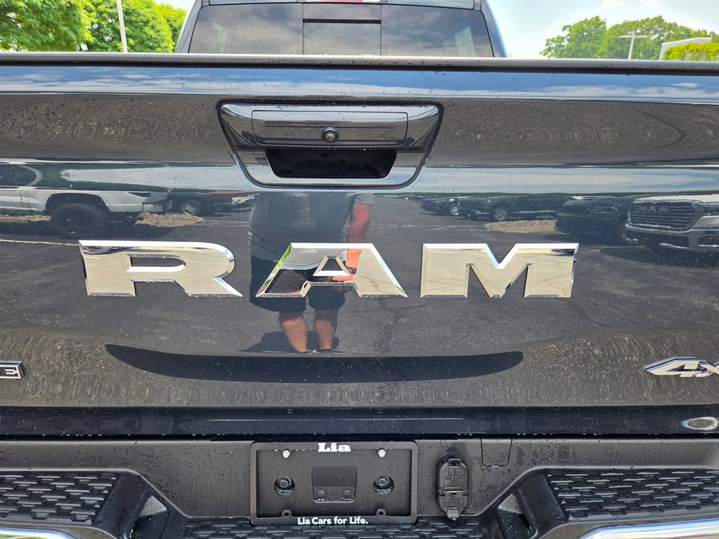 Used 2026 RAM 1500 Laramie AWD/4WD image 16