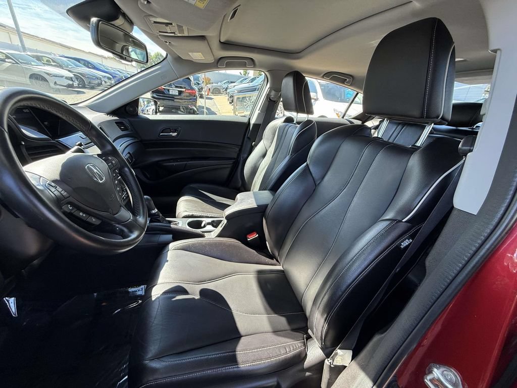 Used 2019 Acura ILX FWD image 11