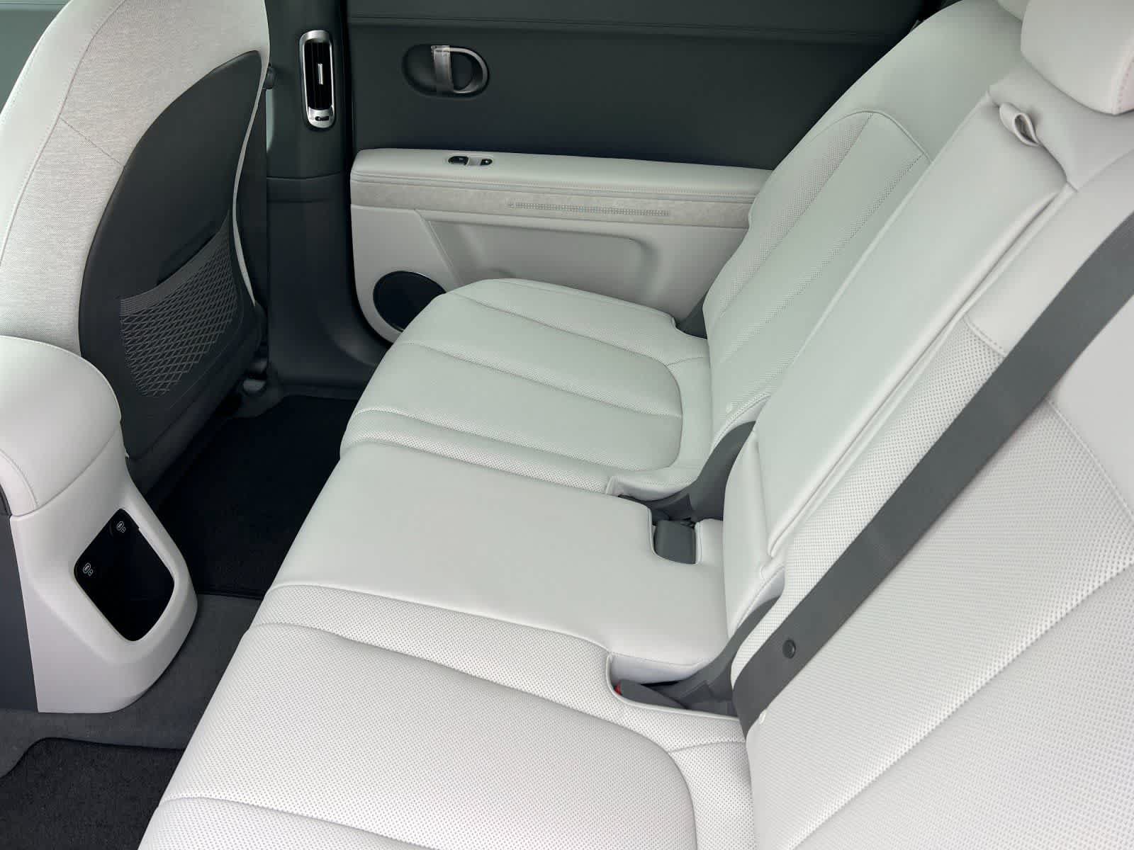 New 2026 Hyundai Ioniq 5 Limited RWD image 4