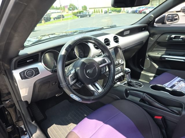 Used 2016 Ford Mustang Premium RWD image 13