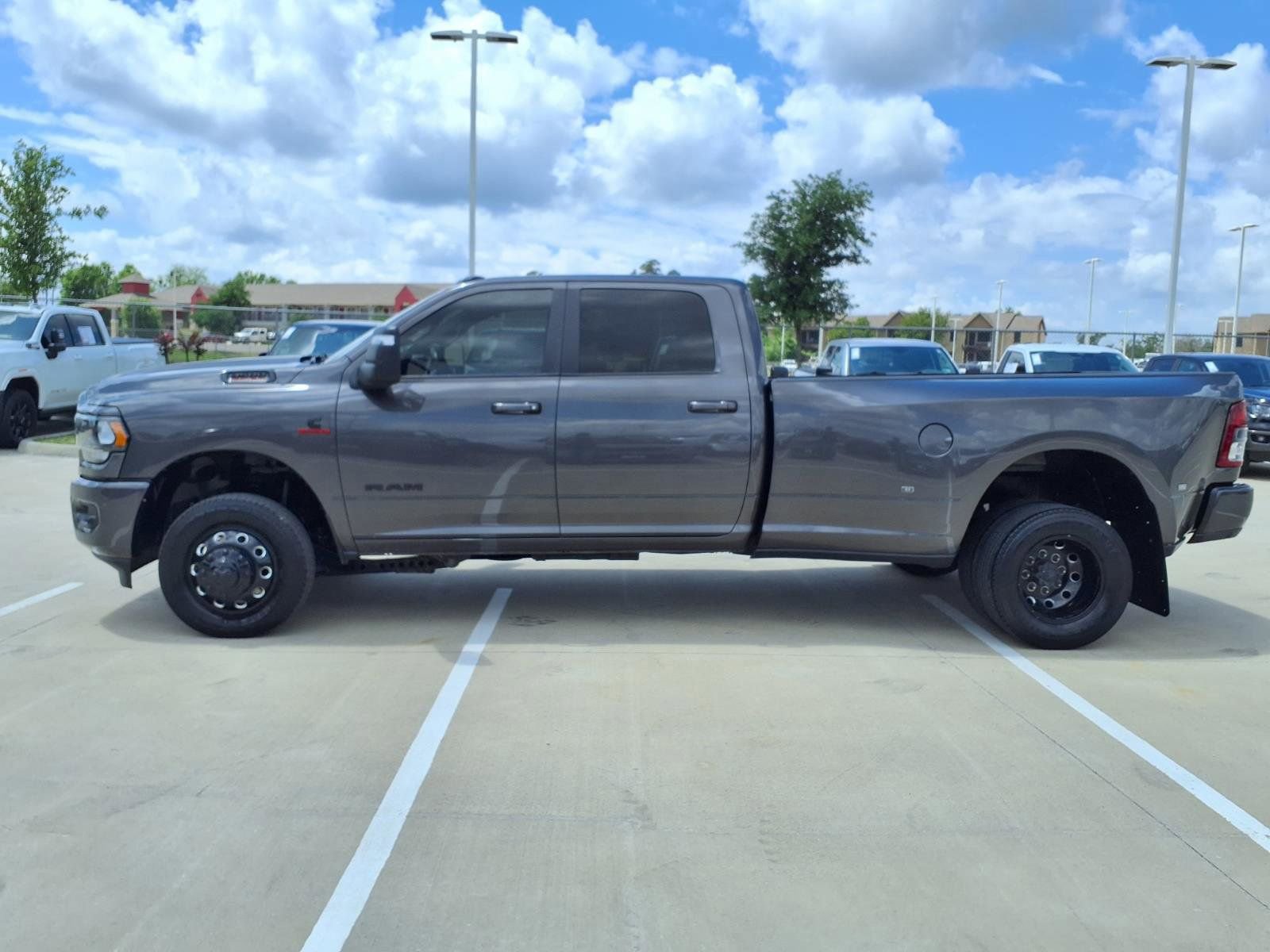 Used 2024 RAM 3500 Big Horn w/ Night Edition AWD/4WD image 9