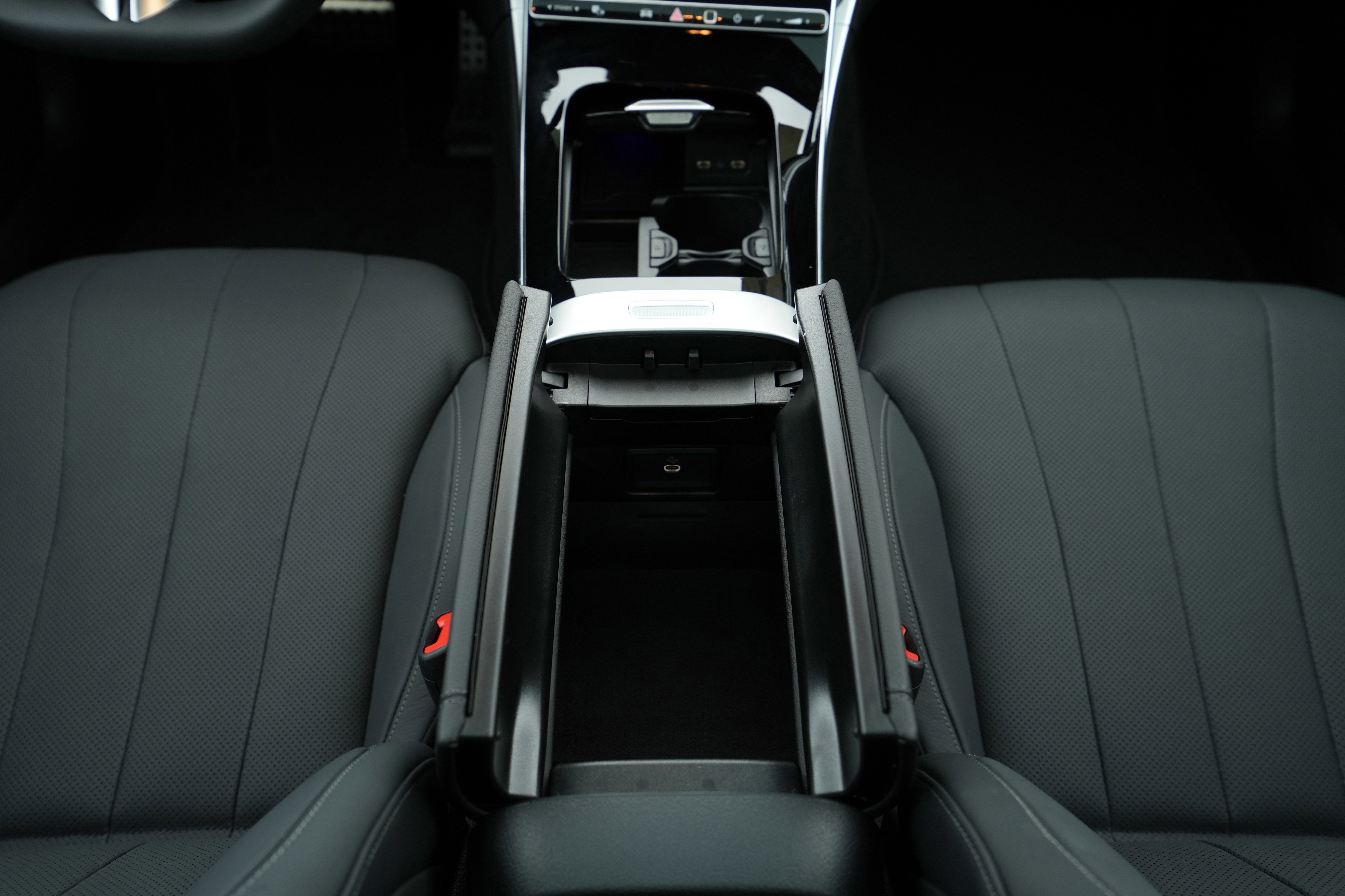 New 2026 Mercedes-Benz CLE 450 4MATIC Coupe image 29