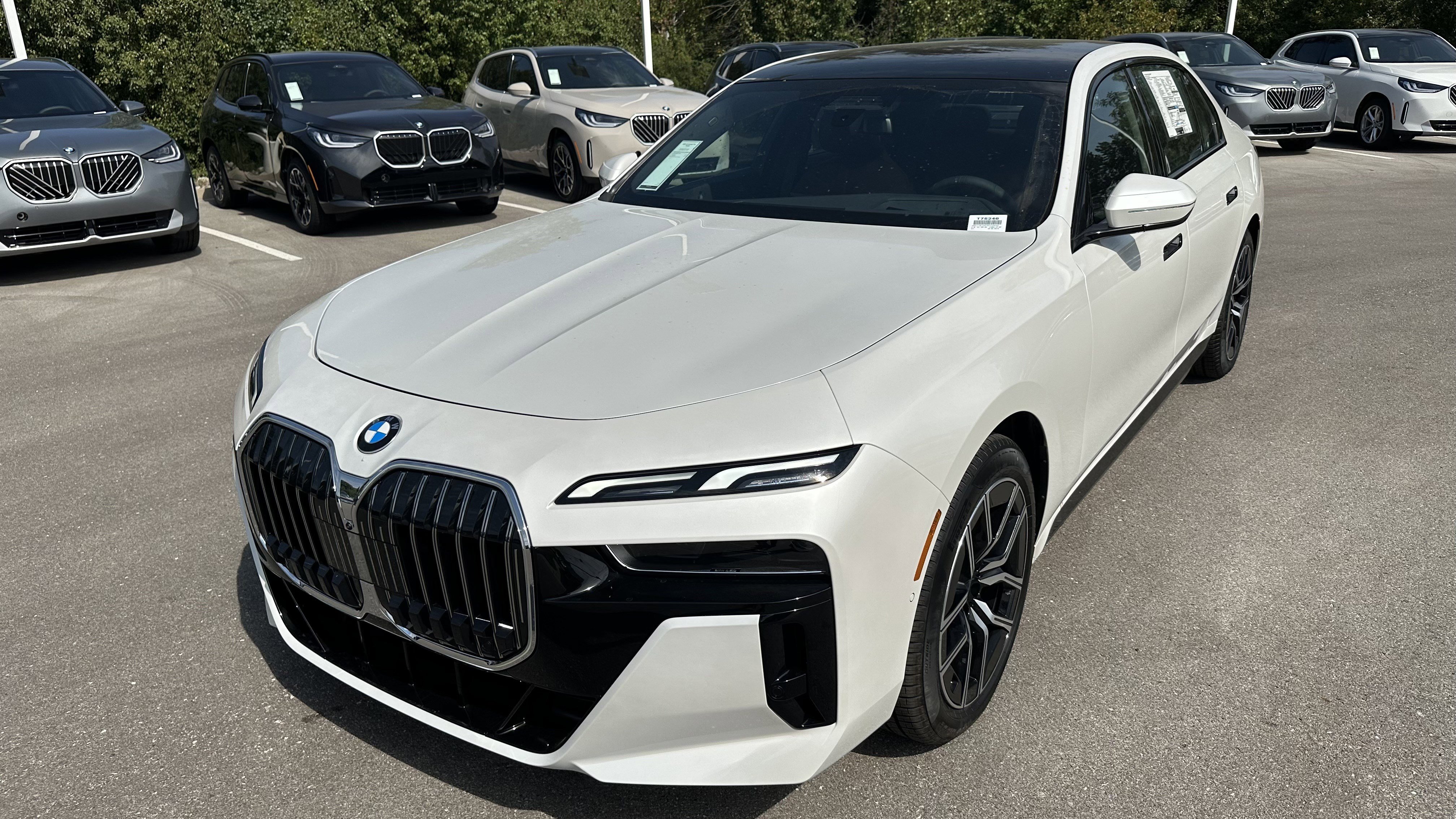 New 2026 BMW 760i xDrive image 5