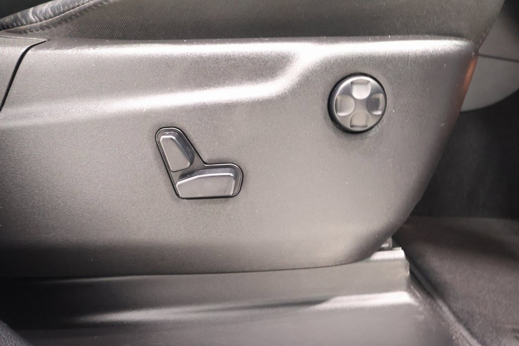 Used 2020 Jeep Grand Cherokee Limited image 22