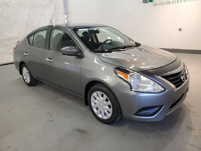 Used 2016 Nissan Versa SV w/ SV Tech Package FWD image 8