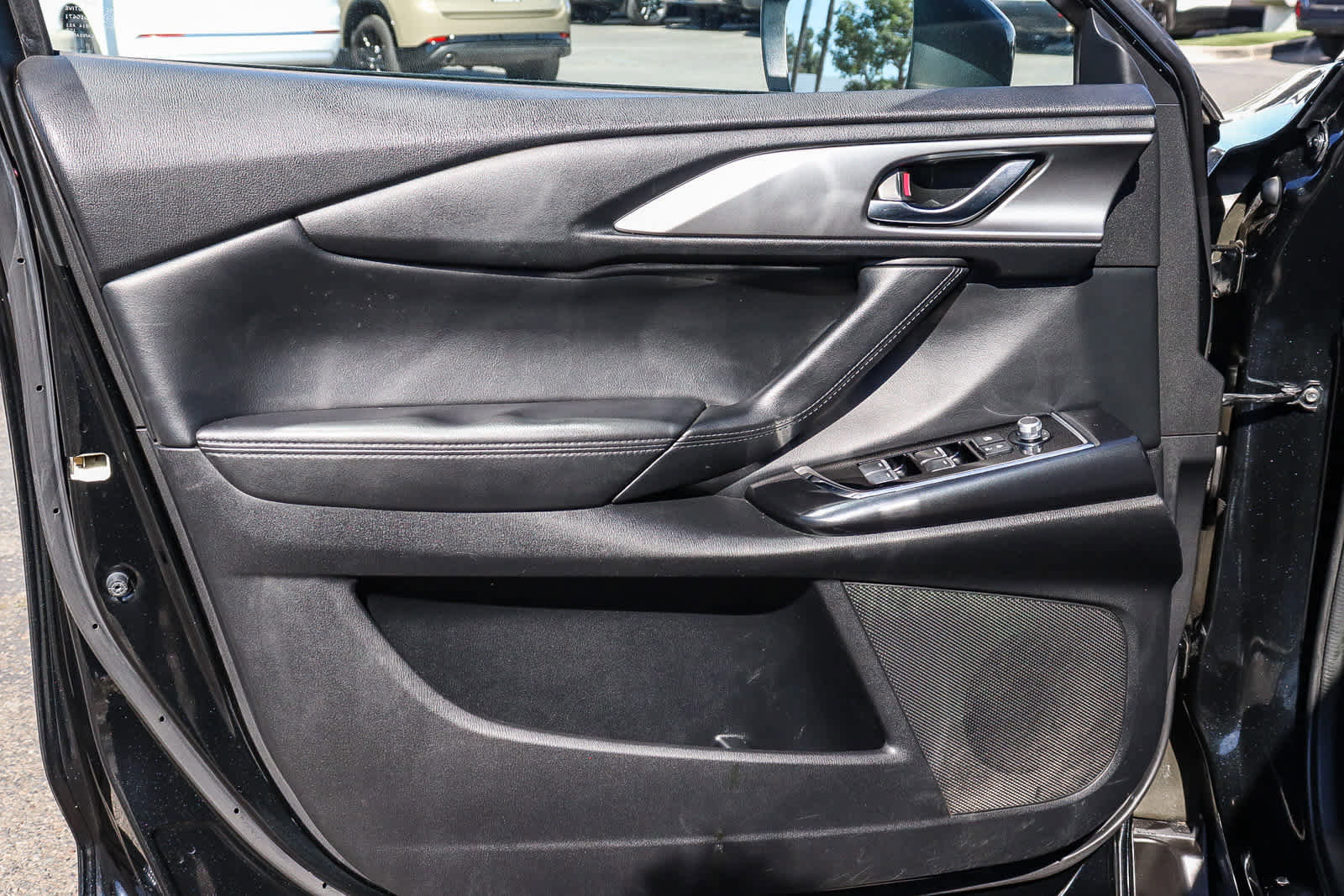 Used 2018 MAZDA CX-9 Touring image 28