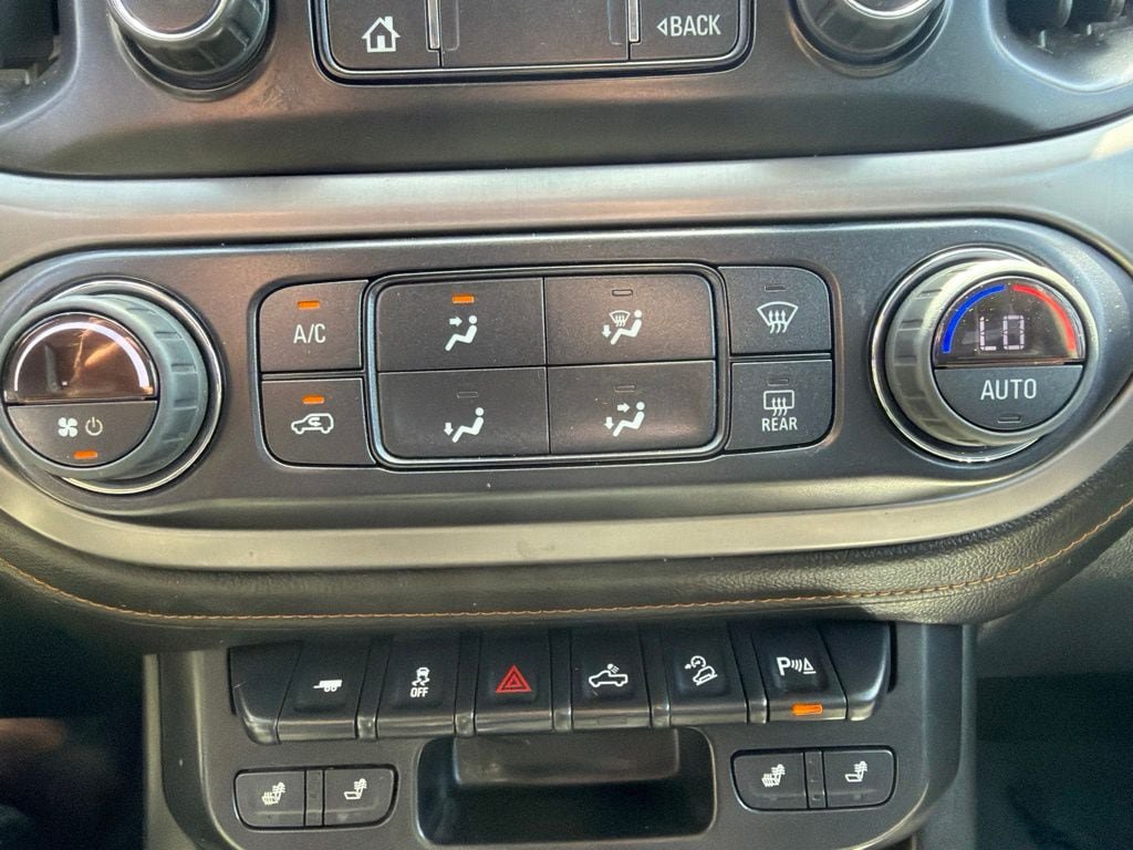 Used 2022 GMC Canyon AT4 AWD/4WD image 25