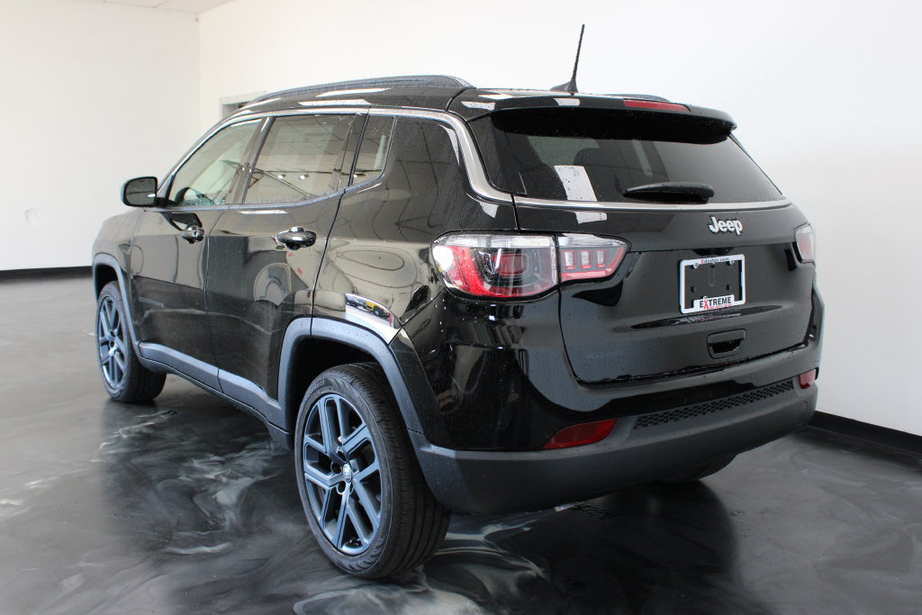 New 2026 Jeep Compass Latitude AWD/4WD image 23