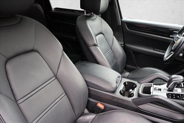 Used 2021 Porsche Cayenne S image 27
