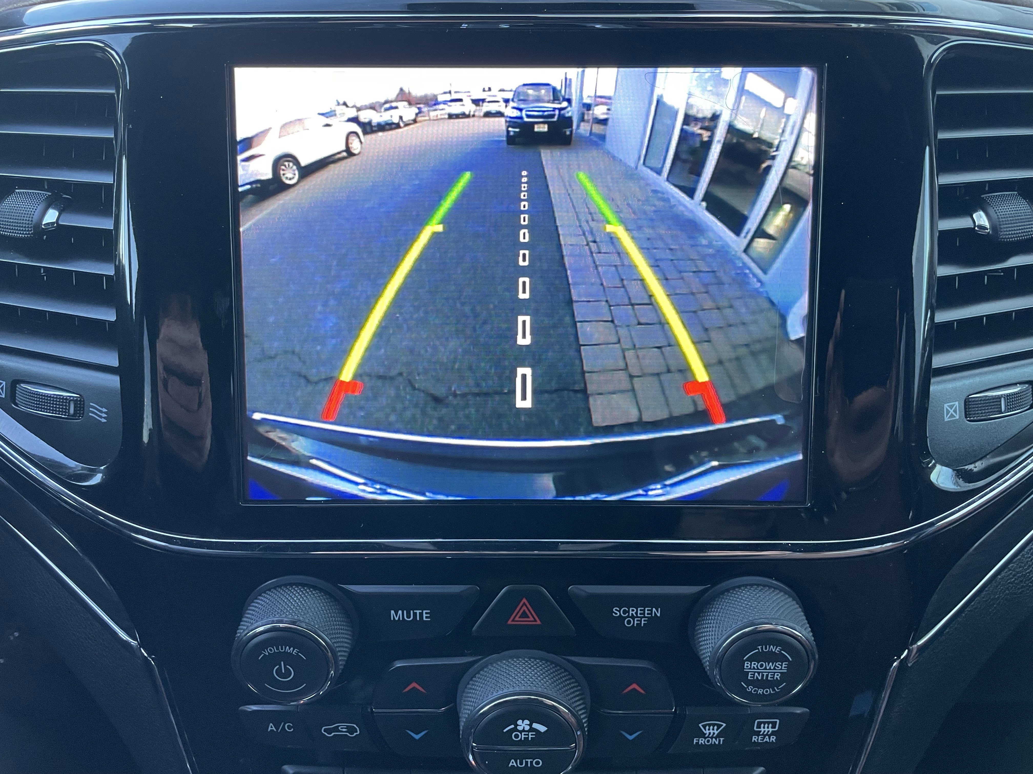 Used 2020 Jeep Grand Cherokee Overland image 28