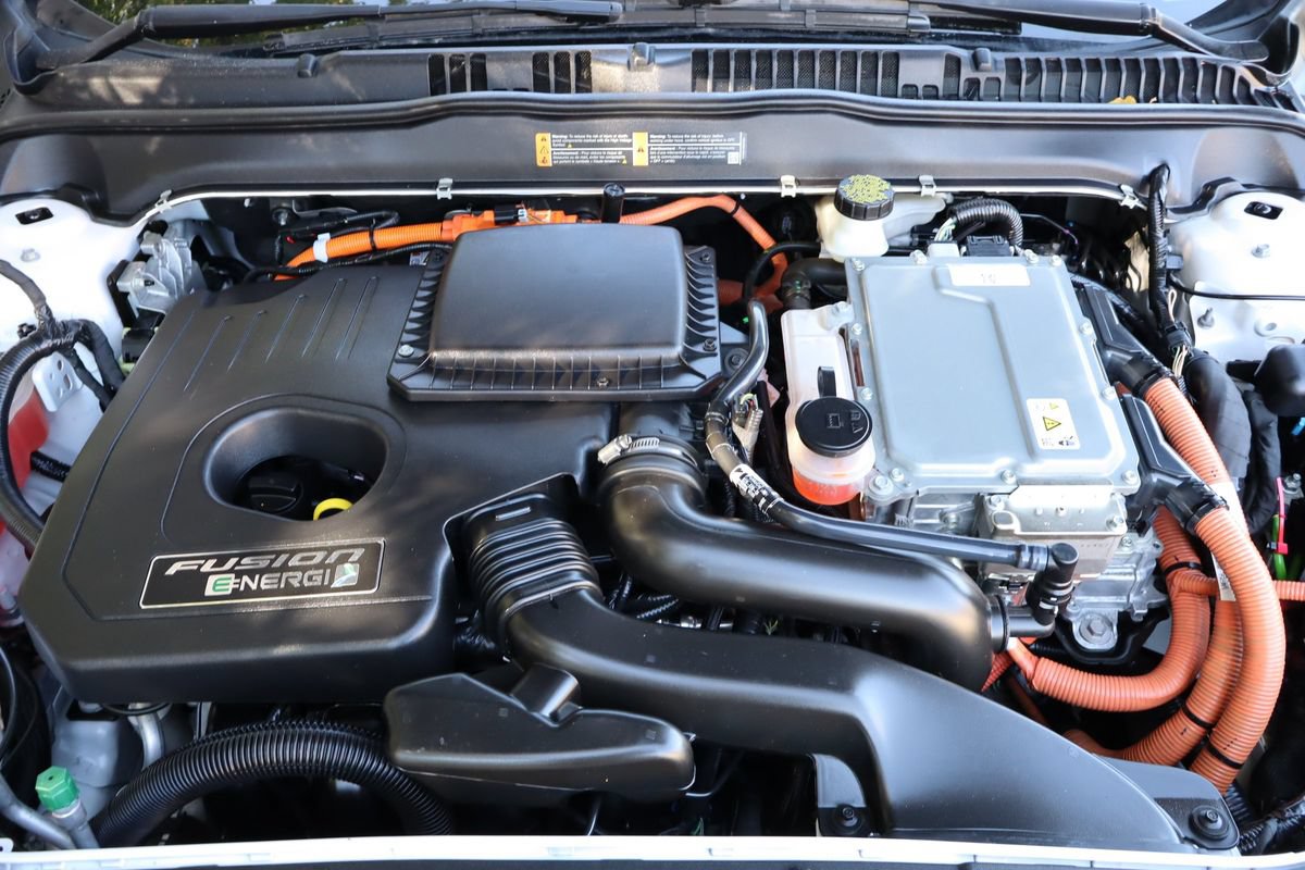Used 2017 Ford Fusion Energi Titanium FWD image 41