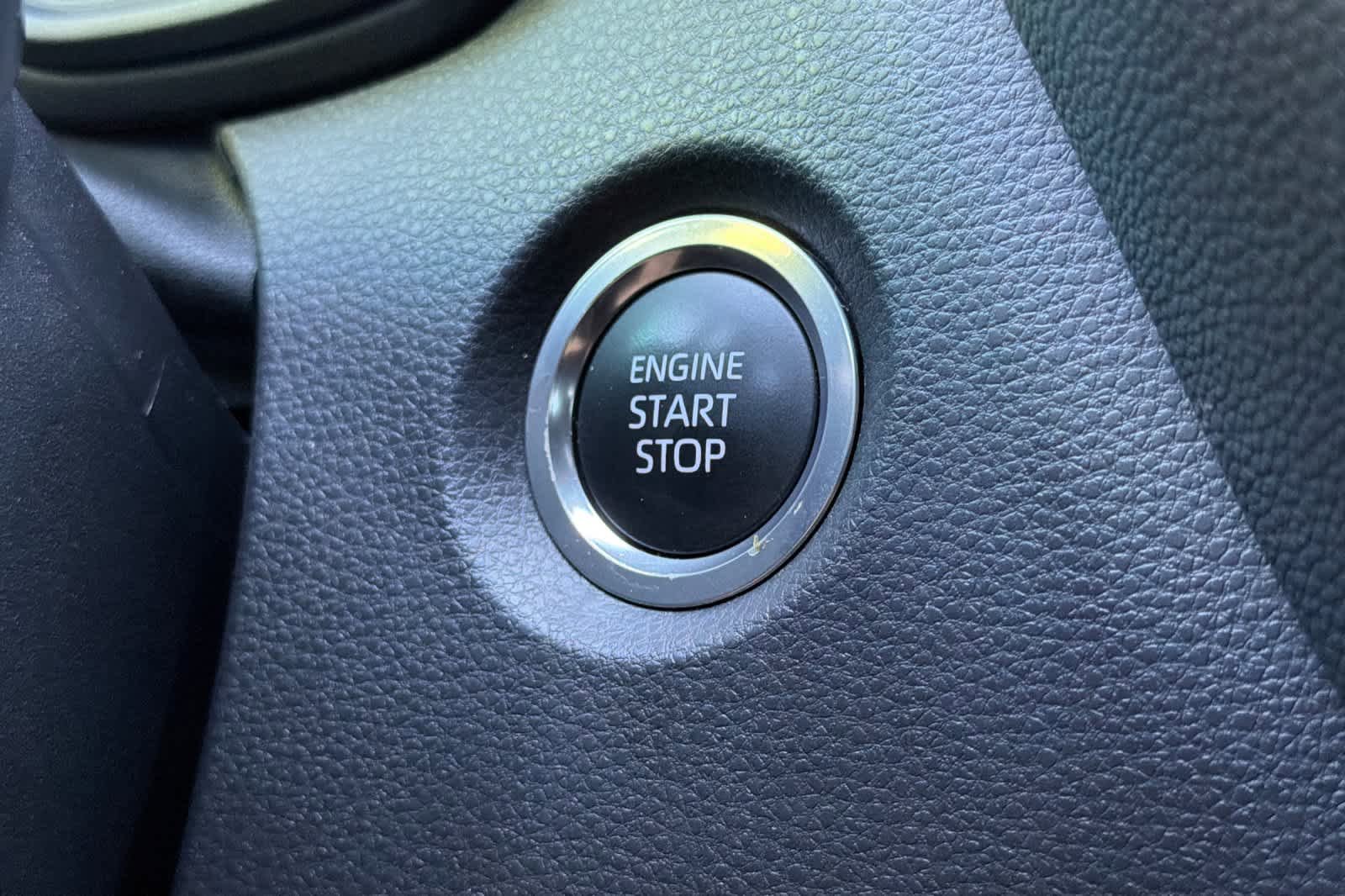 Used 2026 Toyota Corolla SE FWD image 22