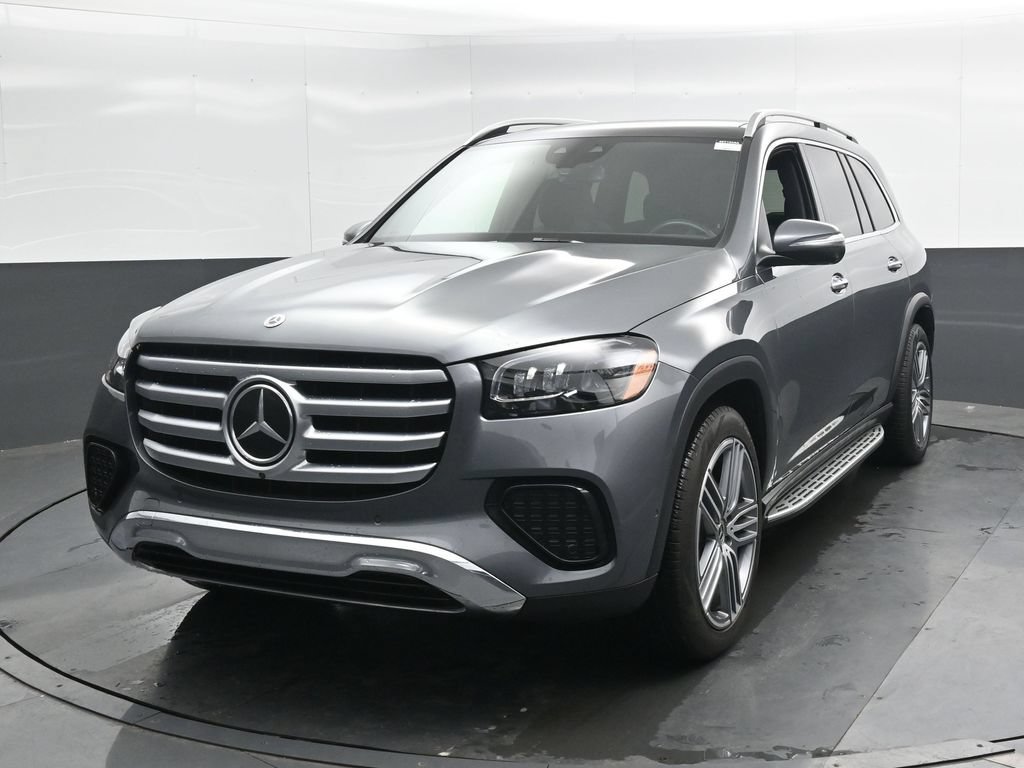 Used 2024 Mercedes-Benz GLS 450 4MATIC image 6
