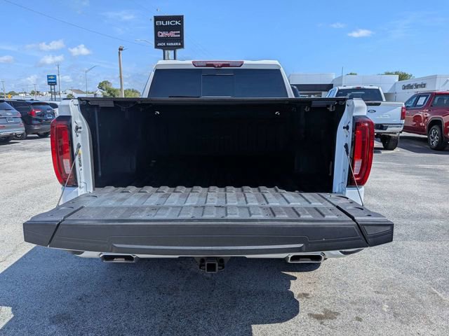 Used 2022 GMC Sierra 1500 AT4 w/ Technology Package AWD/4WD image 13