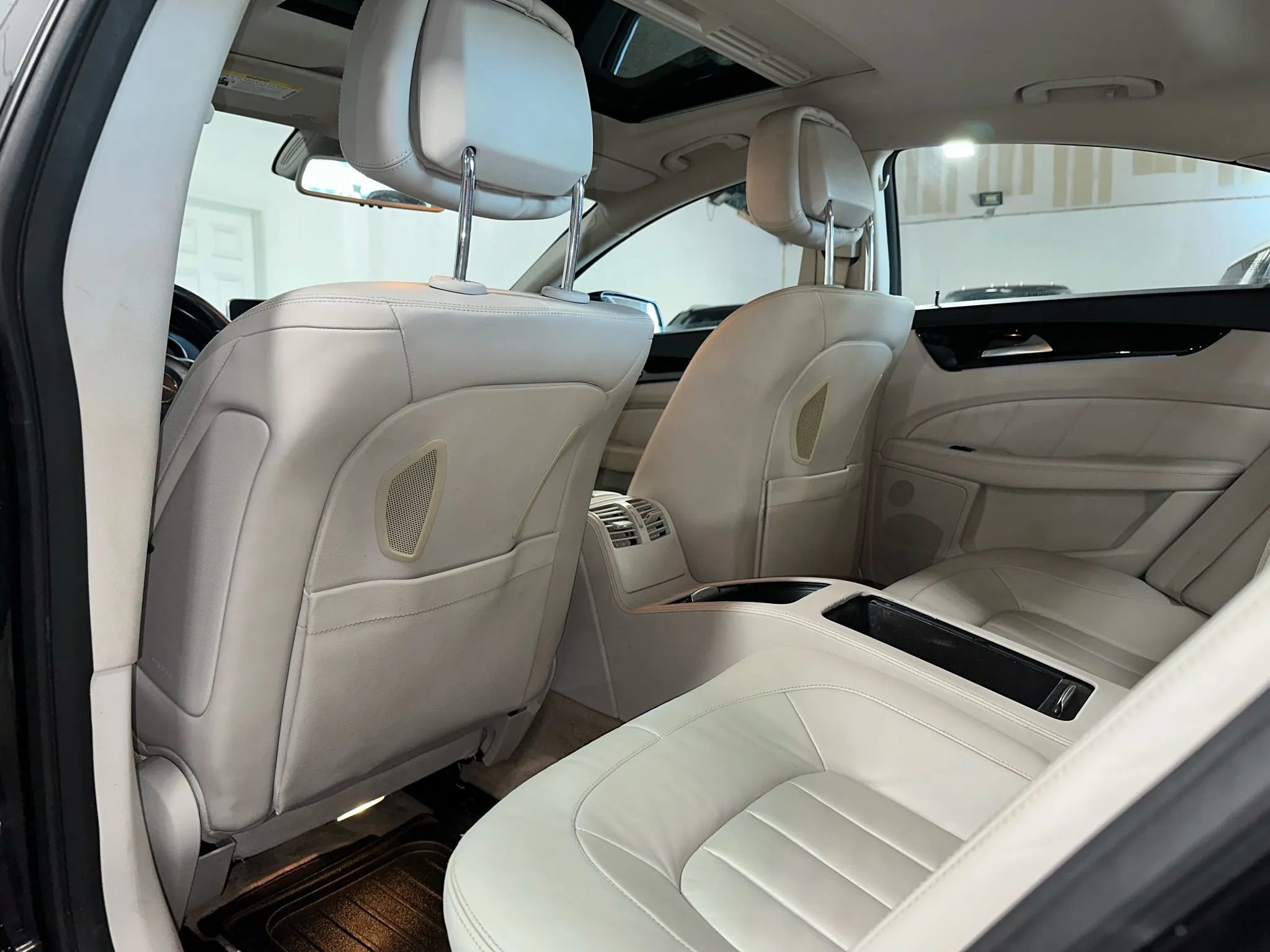 Used 2016 Mercedes-Benz CLS 550 4MATIC image 29