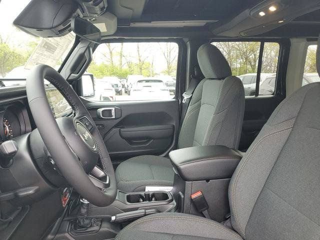 New 2026 Jeep Wrangler Unlimited Sport AWD/4WD image 17