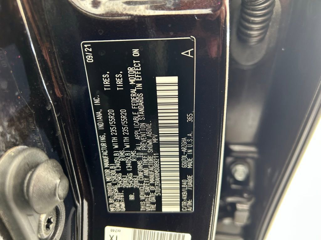 Used 2021 Toyota Highlander Limited image 38