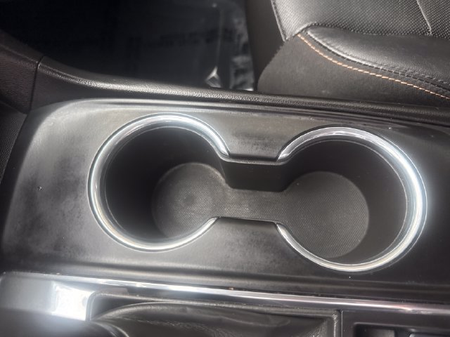 Used 2018 Chevrolet Equinox Premier FWD image 21
