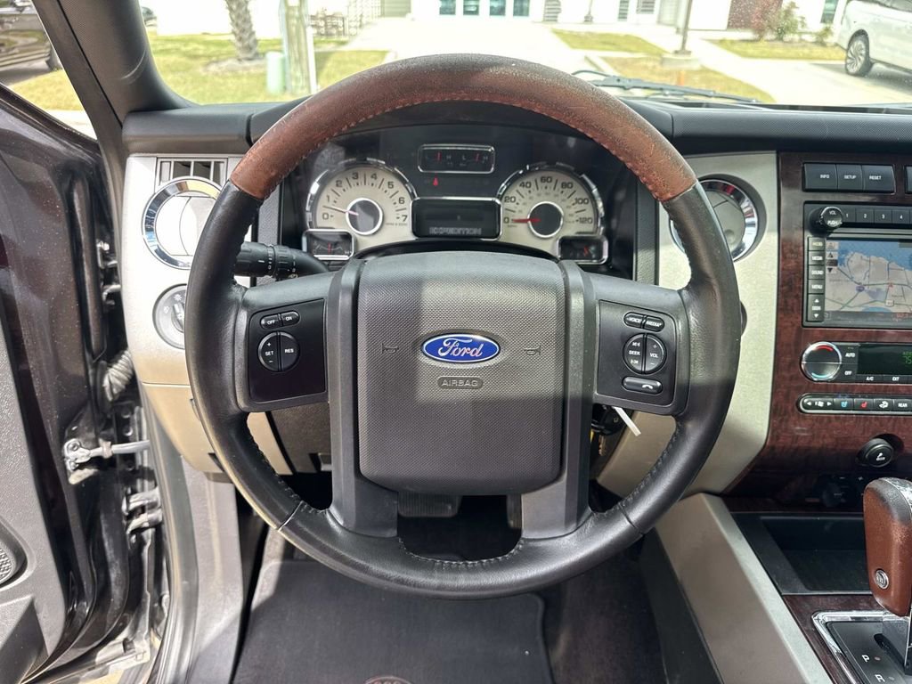 Used 2014 Ford Expedition EL King Ranch RWD image 23