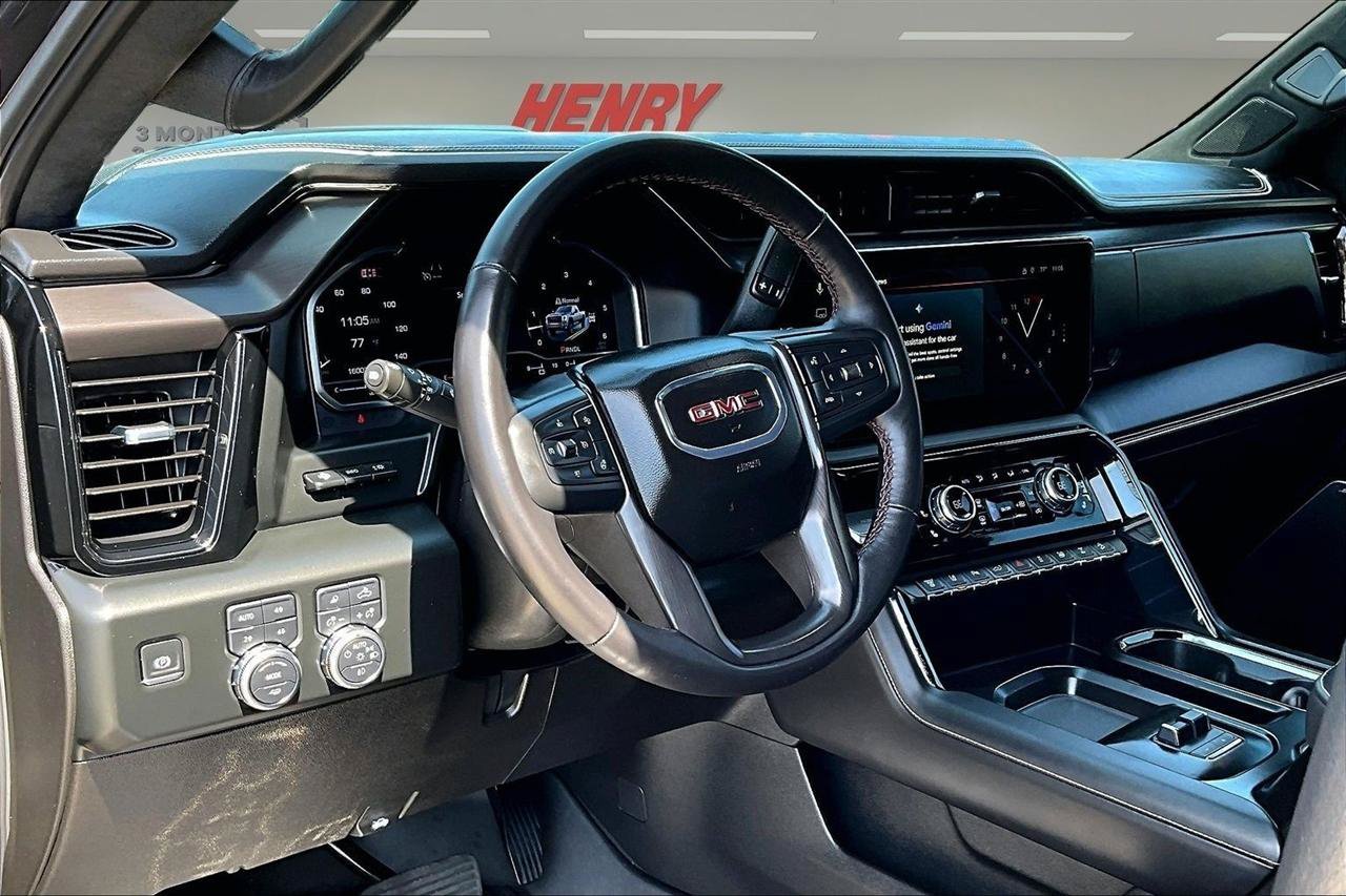 Used 2025 GMC Sierra 2500 AT4X AWD/4WD image 19