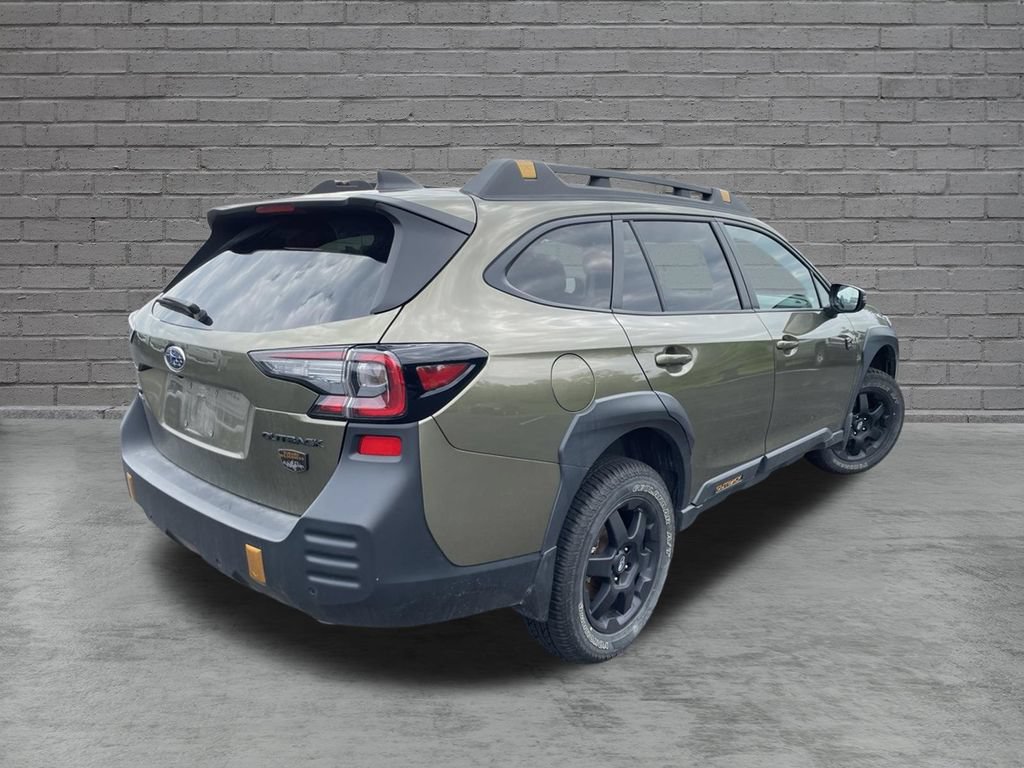 Used 2025 Subaru Outback Wilderness AWD/4WD image 7