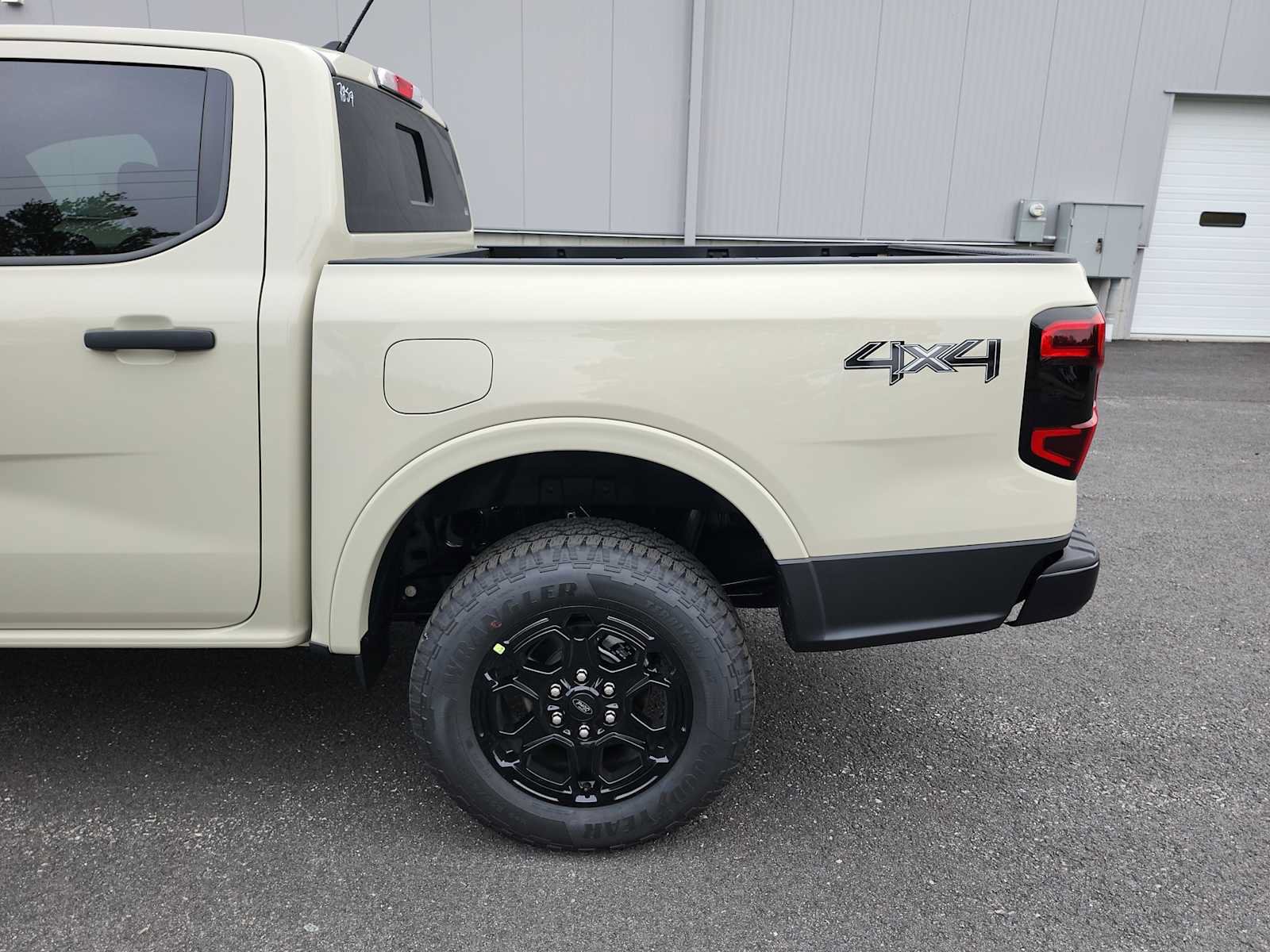 New 2026 Ford Ranger XLT w/ Equipment Group 301A High AWD/4WD image 16