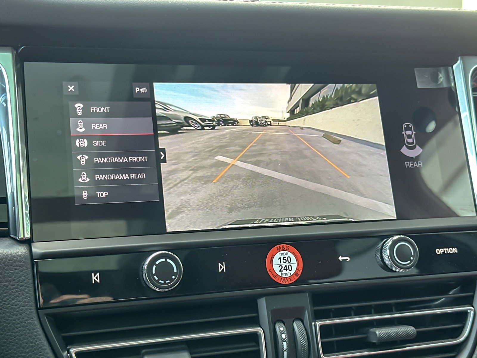 Used 2025 Porsche Macan image 20