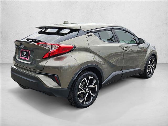 Used 2021 Toyota C-HR XLE FWD image 5
