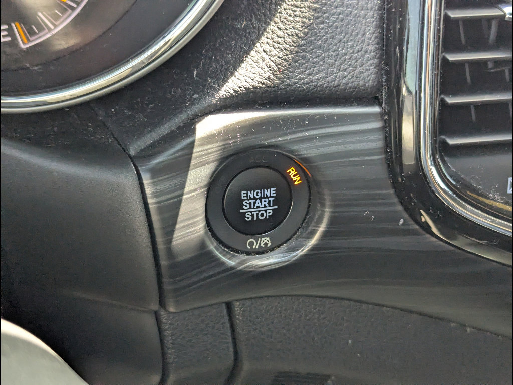 Used 2019 Jeep Grand Cherokee Altitude image 29