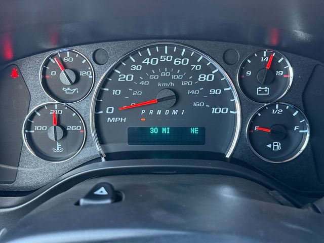 New 2025 Chevrolet Express 3500 w/ Driver Convenience Package image 19