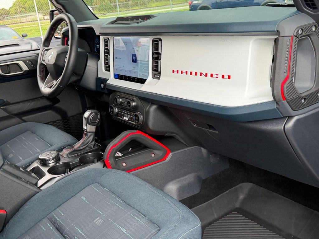 Certified 2026 Ford Bronco Heritage Edition AWD/4WD image 15