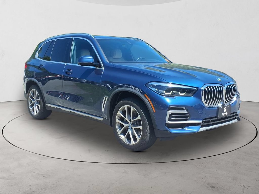 Used 2022 BMW X5 xDrive40i w/ Climate Comfort Package AWD/4WD image 3