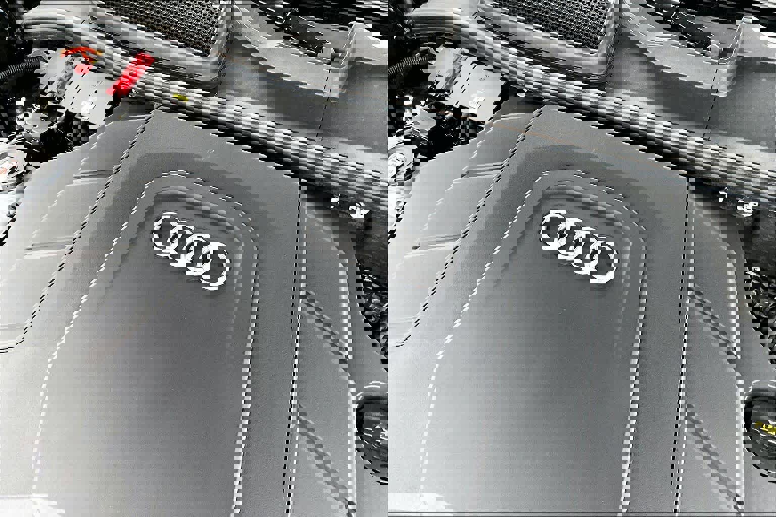 Used 2023 Audi Q8 Premium w/ Black Optic Package image 33