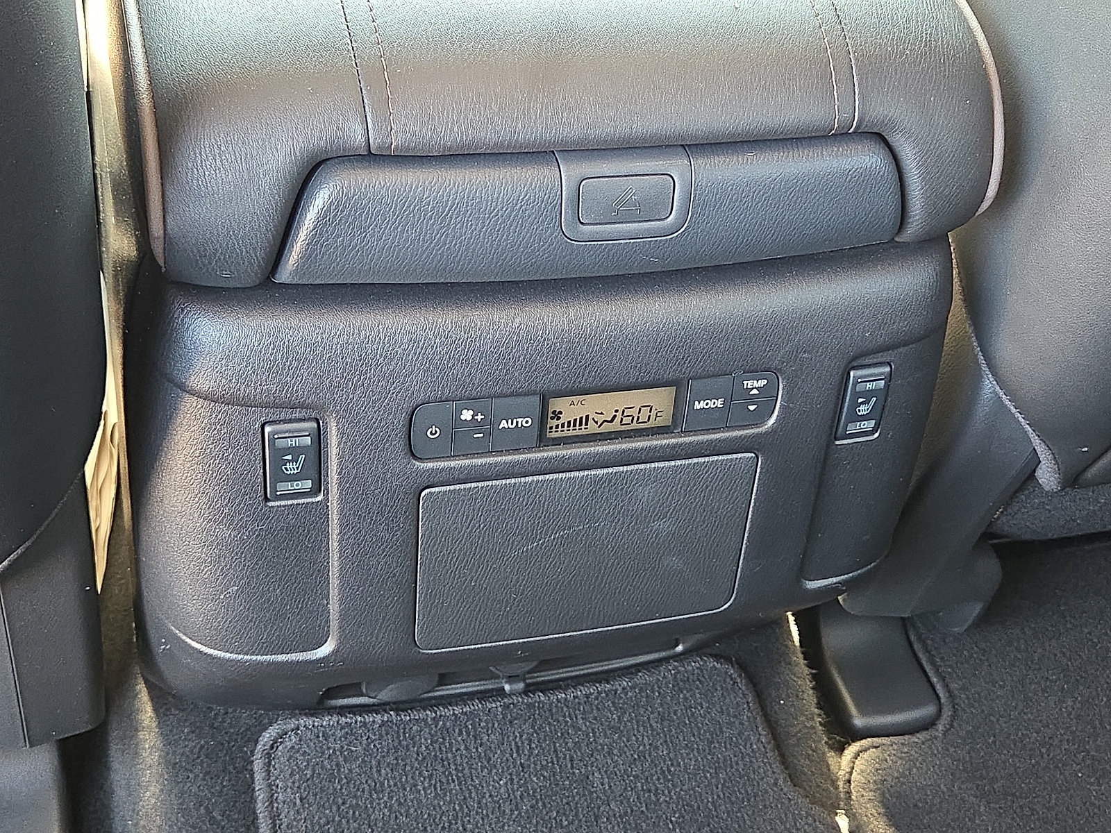 Used 2023 Nissan Armada Platinum w/ Captain's Chairs Package AWD/4WD image 12