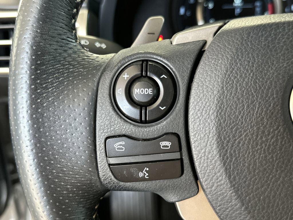 Used 2015 Lexus IS 250 w/ F-Sport Package RWD image 21