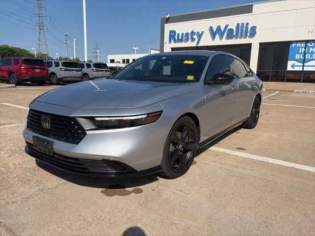 Used 2024 Honda Accord Sport image 2