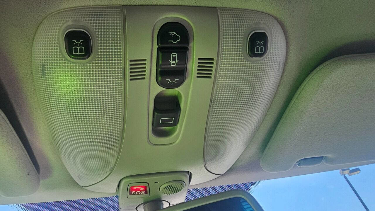 Used 2005 Mercedes-Benz S 500 4MATIC image 18