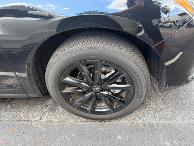 Used 2026 Acura RDX SH-AWD image 5