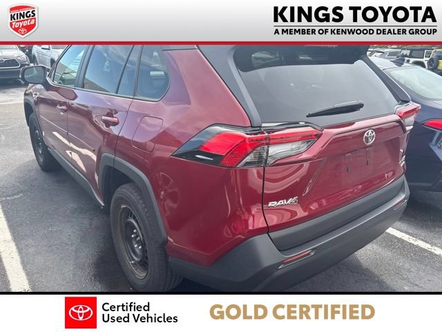 Used 2024 Toyota RAV4 LE AWD/4WD image 5