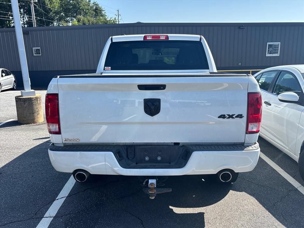 Used 2017 RAM 1500 Express w/ Express Value Package AWD/4WD image 11