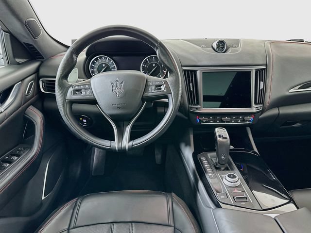 Used 2024 Maserati Levante GT Ultima AWD/4WD image 29