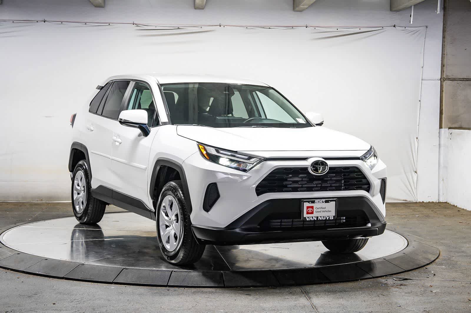 Certified 2025 Toyota RAV4 LE FWD image 6