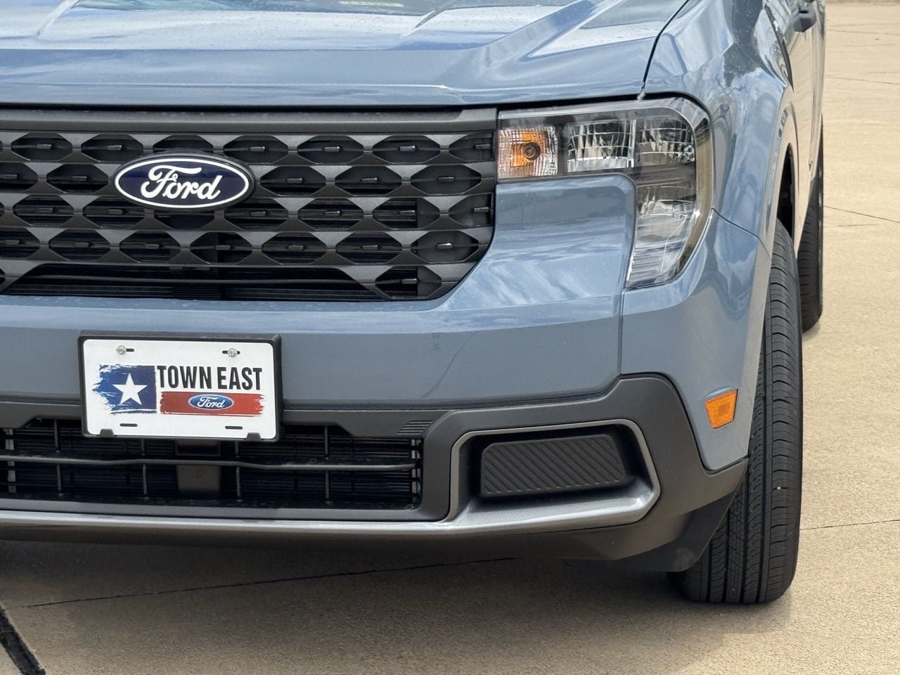 New 2026 Ford Maverick XLT FWD image 9