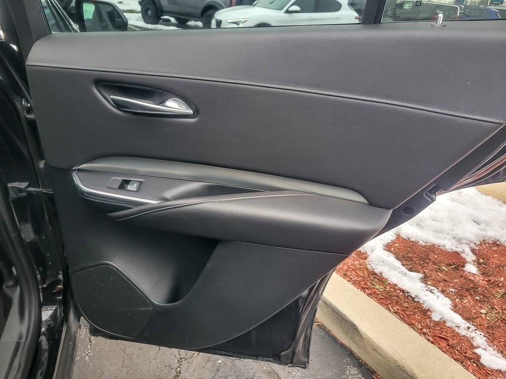 Used 2020 Cadillac XT4 Premium Luxury AWD/4WD image 21