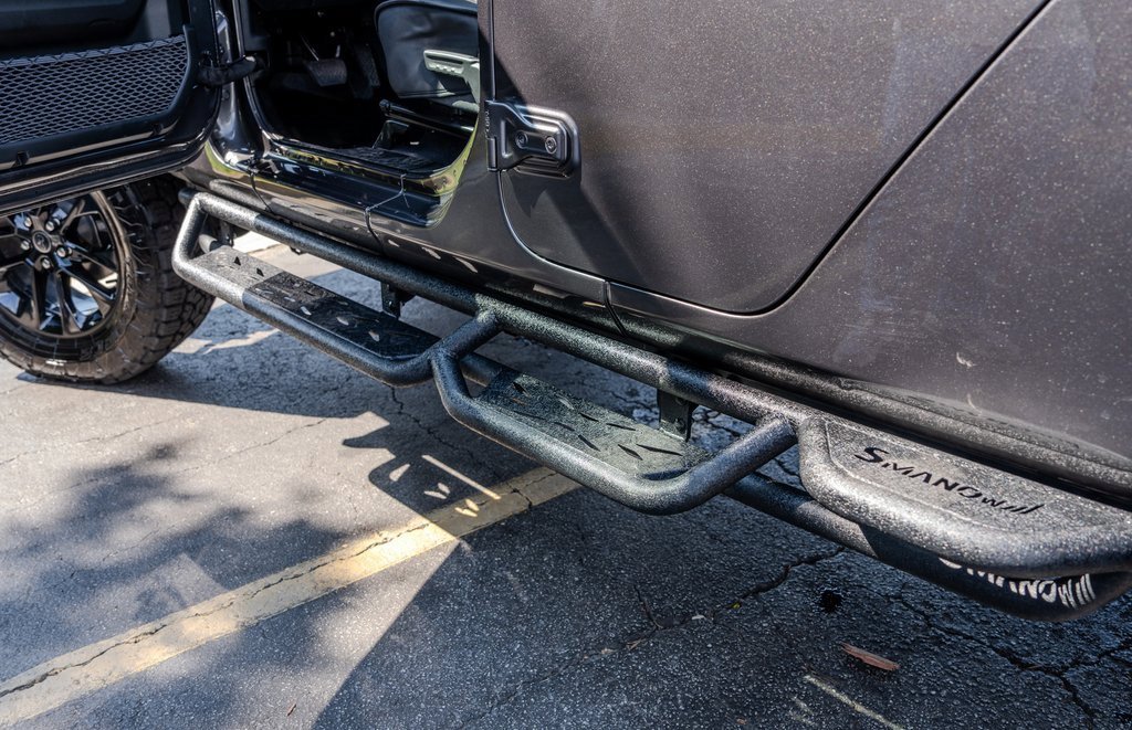 Used 2025 Jeep Gladiator Sport image 23