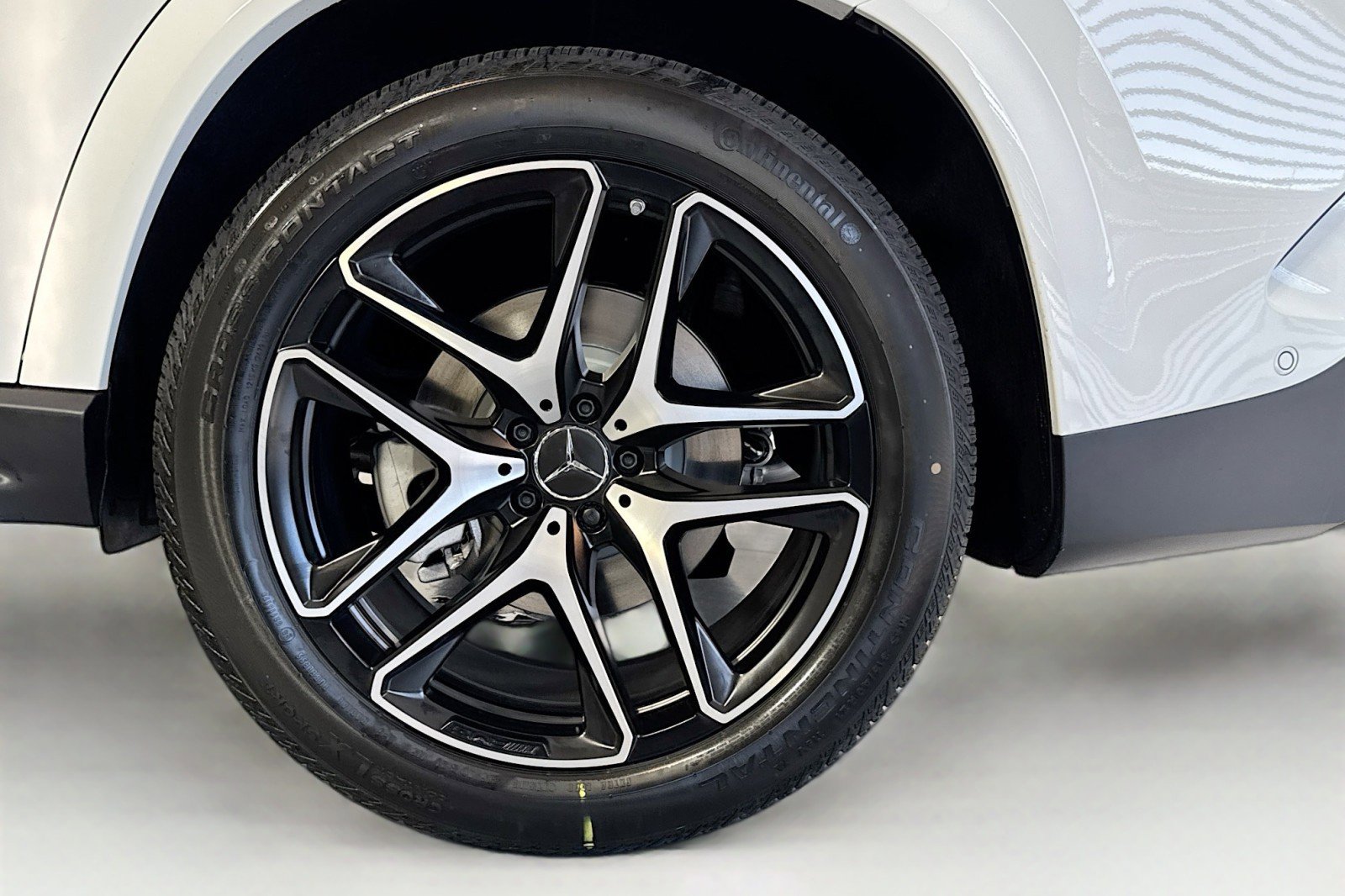 New 2026 Mercedes-Benz GLE 53 AMG 4MATIC Coupe image 29